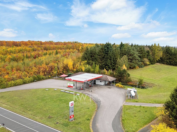 Prodej komerční nemovitosti 5 195 m² - foto 1