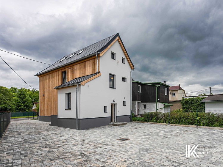 Prodej ubytovacího zařízení 133 m² - foto 1