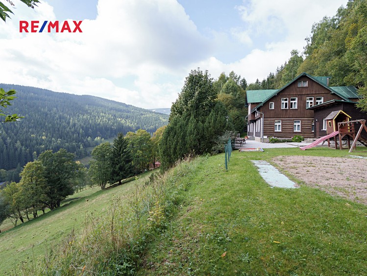 Prodej ubytovacího zařízení 584 m² - foto 3