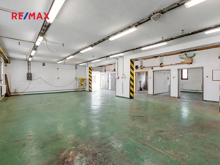 Prodej výrobní haly, prostoru 1 161 m² - foto 8