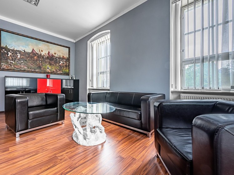 Prodej komerční nemovitosti 1 350 m² - foto 3