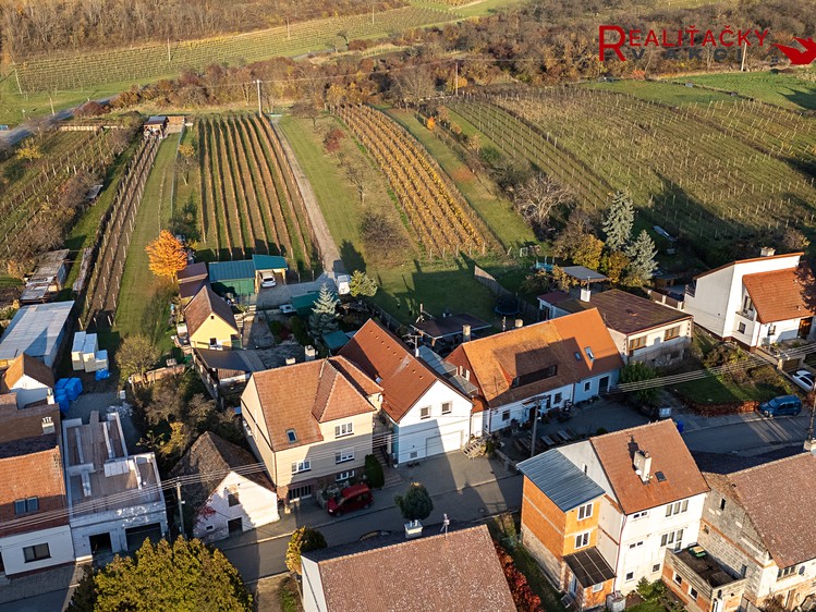 Prodej komerční nemovitosti 94 m² - foto 2