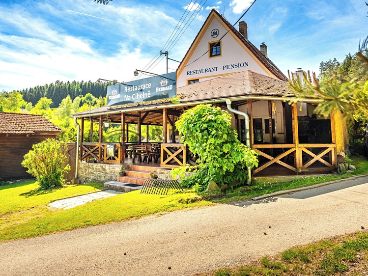 Prodej ubytovacího zařízení 250 m² - foto 5