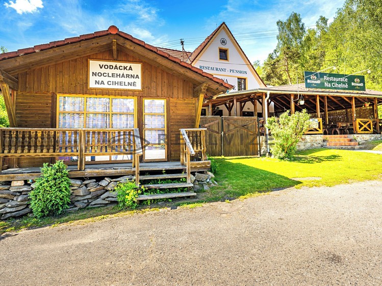 Prodej ubytovacího zařízení 250 m² - foto 7