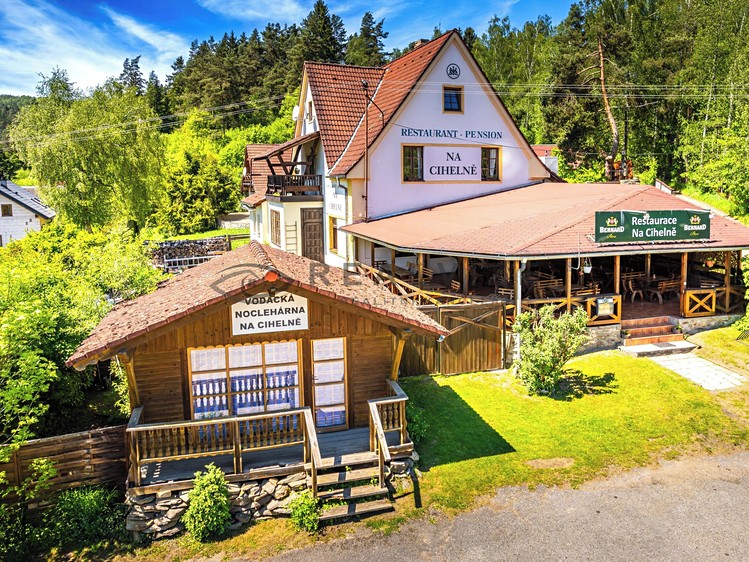 Prodej ubytovacího zařízení 250 m² - foto 8