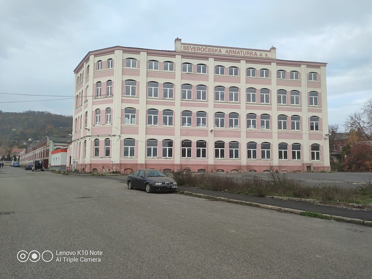 Prodej komerční nemovitosti 1 824 m² - foto 1