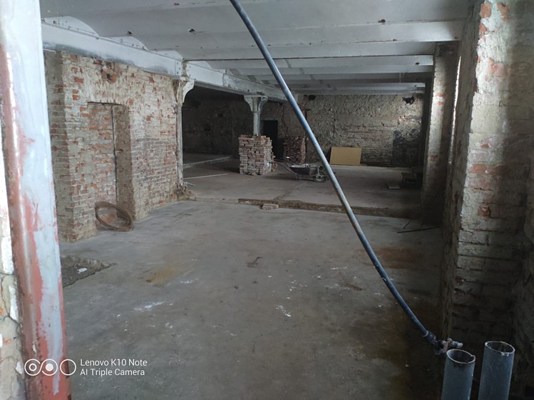 Prodej komerční nemovitosti 1 824 m² - foto 5
