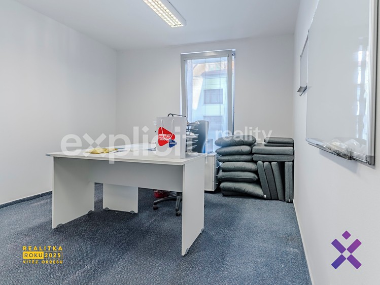 Prodej obchodního prostoru 630 m² - foto 4