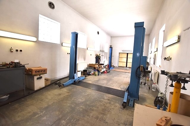Prodej výrobní haly, prostoru 161 m² - foto 6
