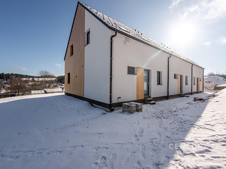 Prodej činžovního domu 336 m² - foto 7