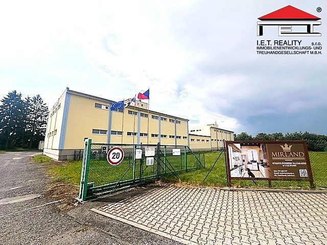 Prodej výrobní haly, prostoru 3 500 m² - foto 5