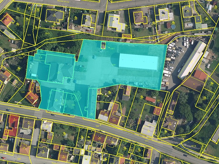 Prodej výrobní haly, prostoru 8 000 m² - foto 1