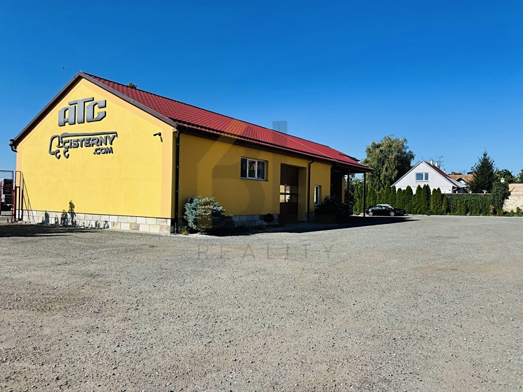 Prodej komerční nemovitosti 1 700 m² - foto 6