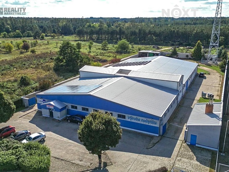 Prodej výrobní haly, prostoru 1 917 m² - foto 1