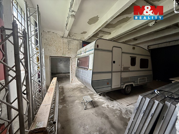 Prodej činžovního domu 800 m² - foto 4