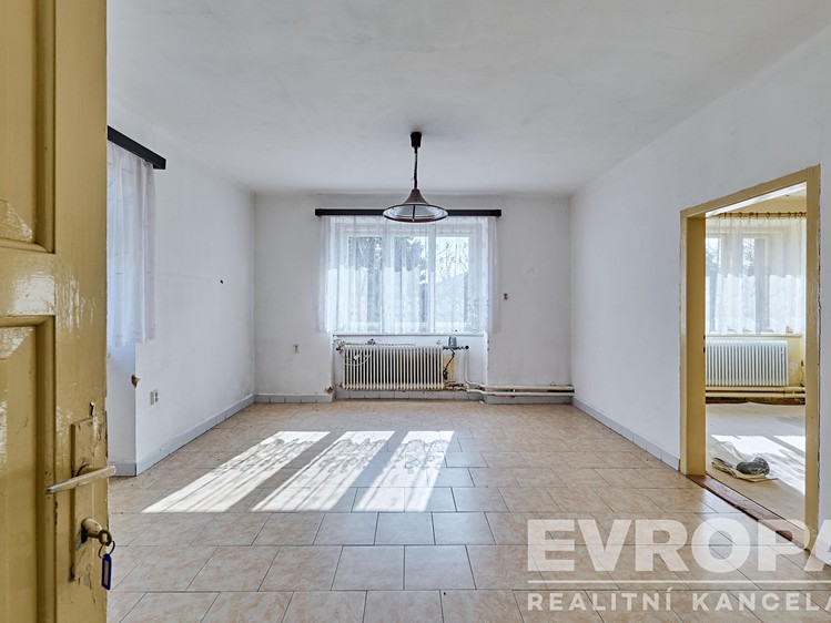 Prodej výrobní haly, prostoru 400 m² - foto 7