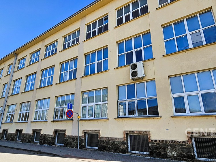 Prodej výrobní haly, prostoru 5 883 m² - foto 1