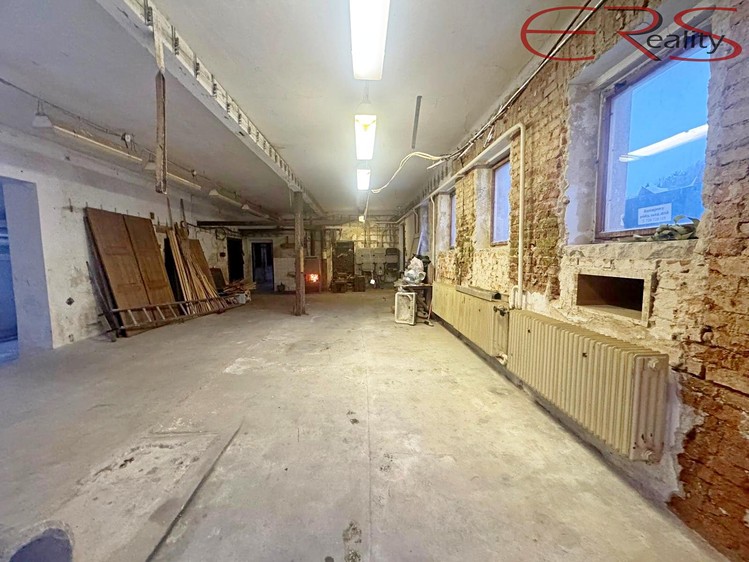 Prodej výrobní haly, prostoru 300 m² - foto 6