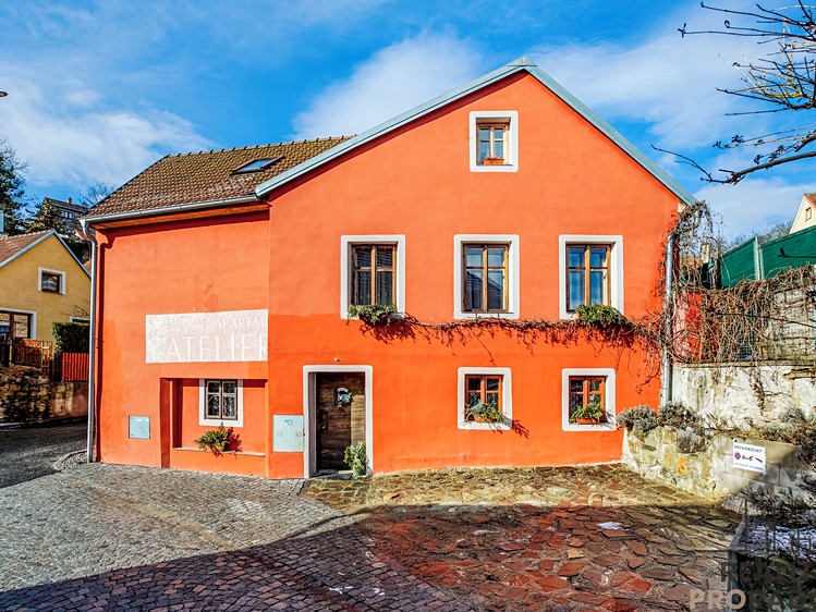Prodej ubytovacího zařízení 220 m² - foto 1