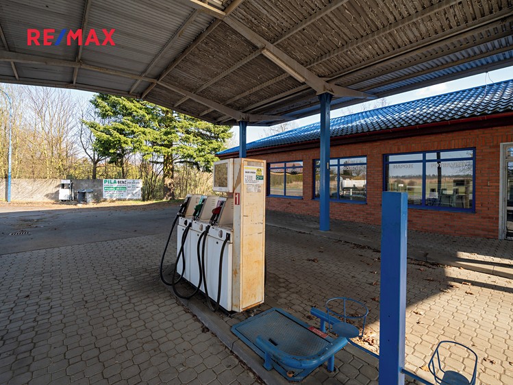 Prodej obchodního prostoru 200 m² - foto 4