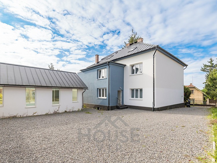 Prodej ubytovacího zařízení 550 m² - foto 1