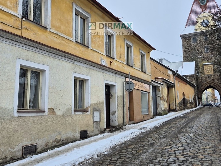 Prodej činžovního domu 292 m² - foto 1