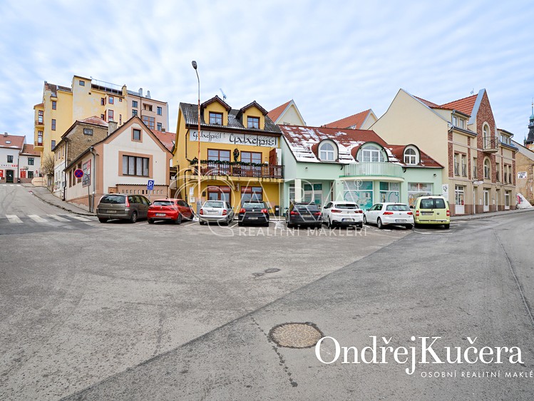 Prodej činžovního domu 222 m² - foto 2