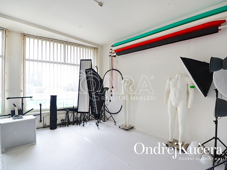 Prodej činžovního domu 222 m² - foto 5