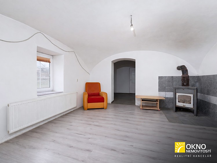 Prodej komerční nemovitosti 360 m² - foto 5