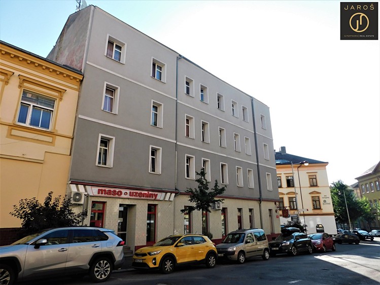 Prodej činžovního domu 885 m² - foto 2
