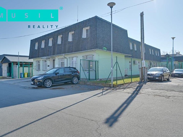 Prodej kanceláře 1 500 m² - foto 2