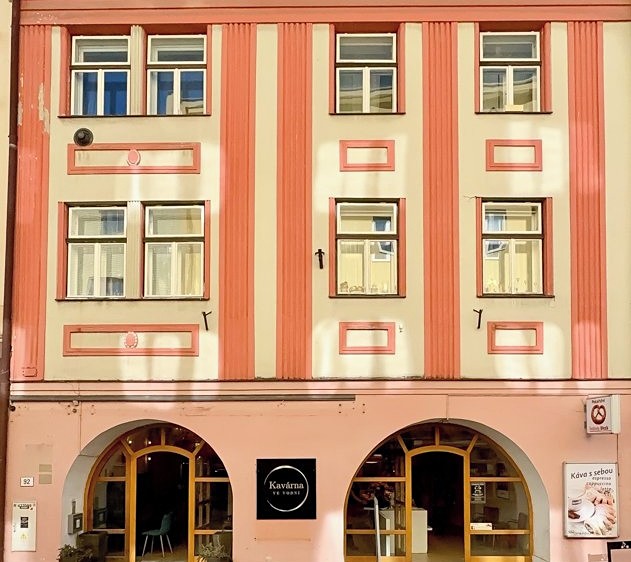 Prodej činžovního domu 606 m² - foto 1