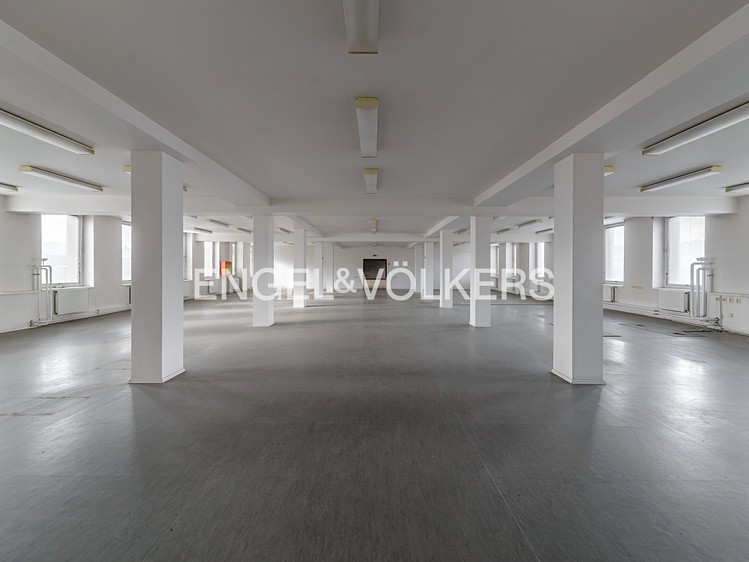Prodej výrobní haly, prostoru 11 463 m² - foto 8