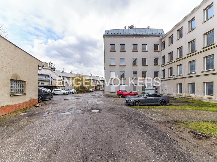 Prodej výrobní haly, prostoru 11 463 m² - foto 6