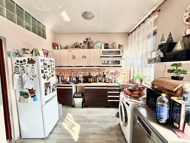 Prodej činžovního domu 177 m² - foto 2