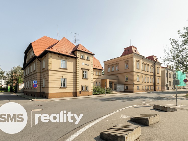 Prodej obchodního prostoru 1 360 m² - foto 1