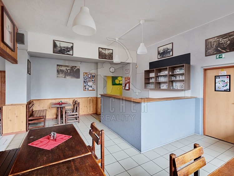 Prodej komerční nemovitosti 451 m² - foto 7