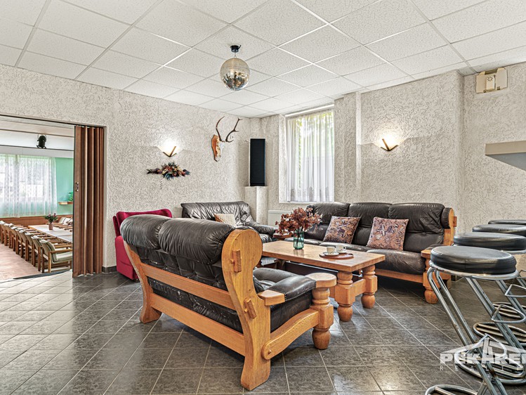 Prodej ubytovacího zařízení 1 400 m² - foto 6