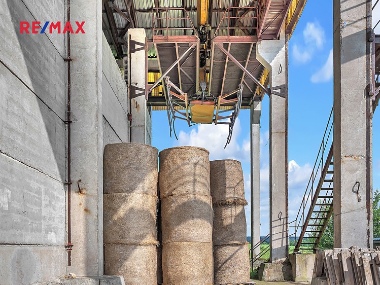 Prodej skladového prostoru 1 400 m² - foto 3
