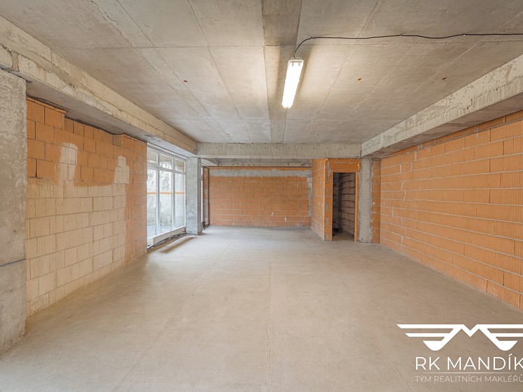 Prodej obchodního prostoru 90 m² - foto 5