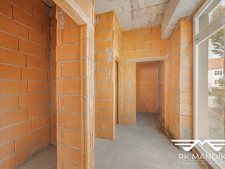 Prodej obchodního prostoru 90 m² - foto 6