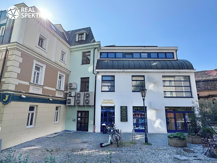 Prodej činžovního domu 915 m² - foto 4