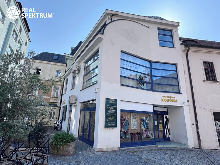 Prodej činžovního domu 915 m² - foto 3