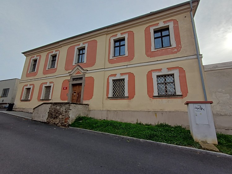 Prodej činžovního domu 500 m² - foto 2
