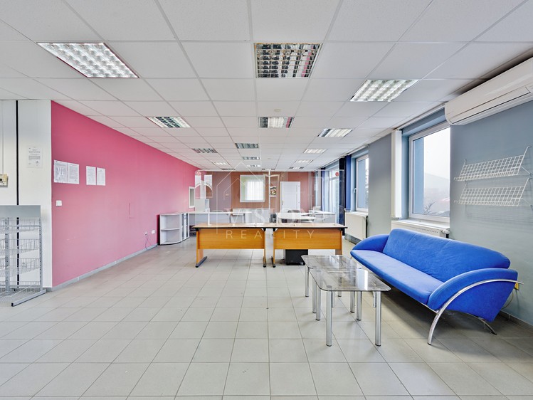 Prodej výrobní haly, prostoru 987 m² - foto 4