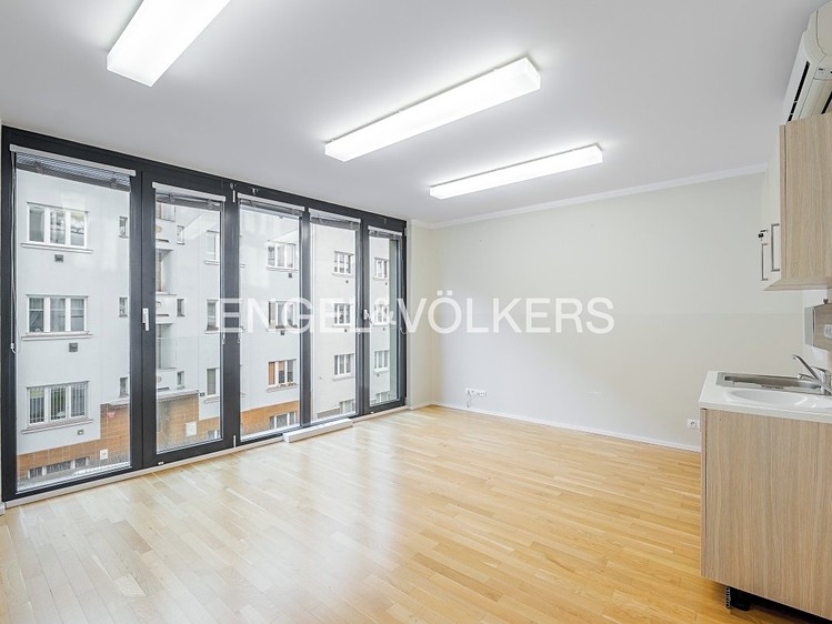 Prodej ordinace 79 m² - foto 2