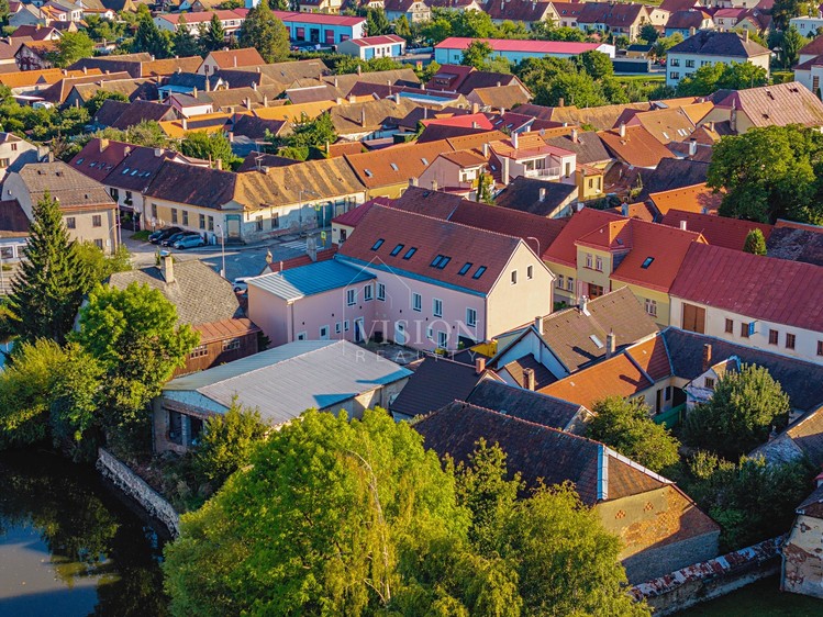 Prodej ubytovacího zařízení 597 m² - foto 1