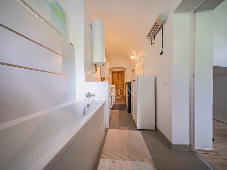 Prodej činžovního domu 284 m² - foto 7