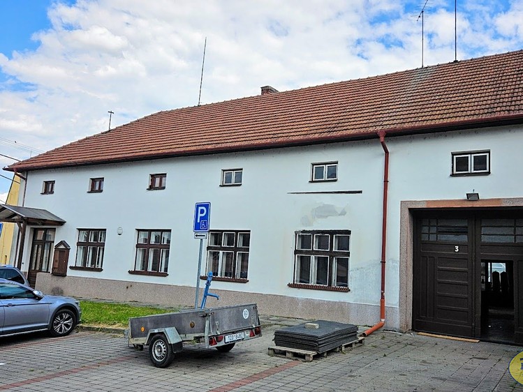 Prodej výrobní haly, prostoru 398 m² - foto 1