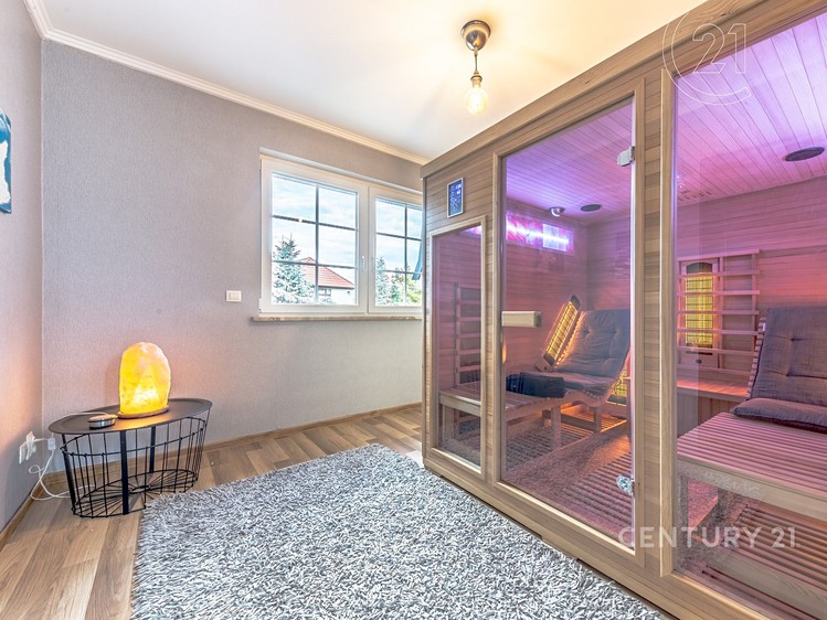 Prodej komerční nemovitosti 198 m² - foto 2